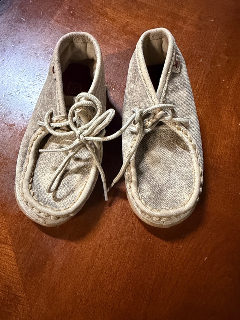 Twisted X Kids Moccasins in Cream Canvas